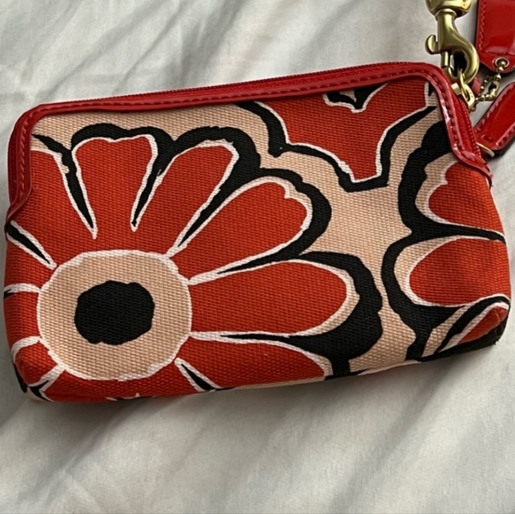 Coach Floral Scarf Db Zip Wristlet, EUC - Picture 4 of 4